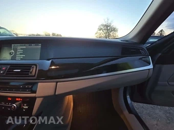2012 BMW 5 Series Sedan 528i xDrive - miniatura 19