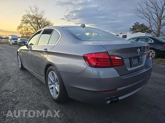 2012 BMW 5 Series Sedan 528i xDrive - miniatura 2