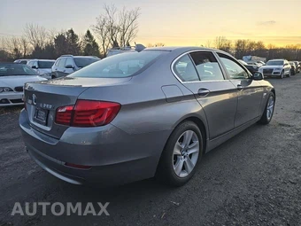 2012 BMW 5 Series Sedan 528i xDrive - miniatura 3