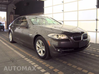 2012 BMW 5 Series Sedan 528i xDrive - miniatura 3