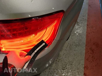 2012 BMW 5 Series Sedan 528i xDrive – miniatura 16