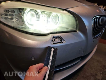 2012 BMW 5 Series Sedan 528i xDrive – miniatura 2