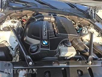2012 BMW 5 Series Sedan 535i - miniatura 15