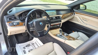 2012 BMW 5 Series Sedan 535i - miniatura 36