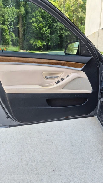 2012 BMW 5 Series Sedan 535i - miniatura 37