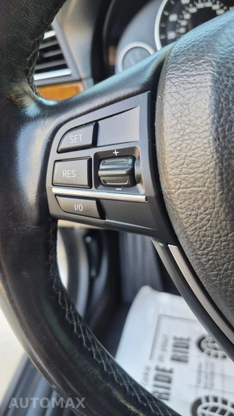 2012 BMW 5 Series Sedan 535i - miniatura 41