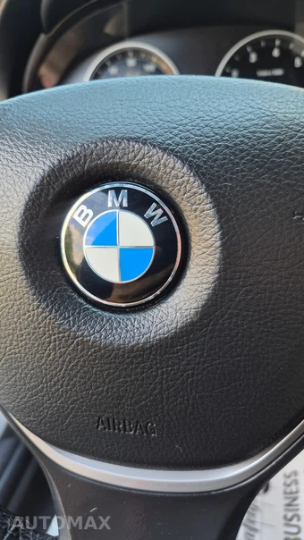 2012 BMW 5 Series Sedan 535i - miniatura 43