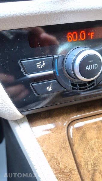 2012 BMW 5 Series Sedan 535i - miniatura 47