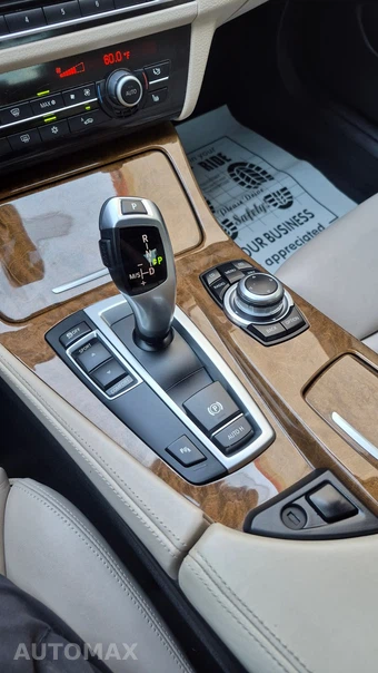 2012 BMW 5 Series Sedan 535i - miniatura 48