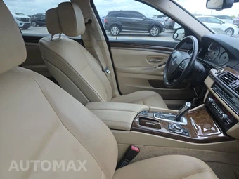 2012 BMW 5 Series Sedan 535i xDrive – miniatura 8