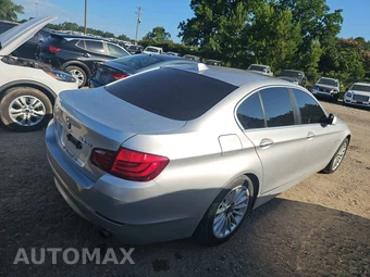 2012 BMW 5 Series Sedan 535i xDrive – miniatura 4