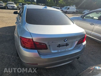 2012 BMW 5 Series Sedan 535i xDrive – miniatura 5