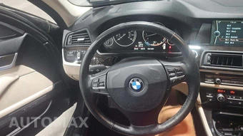 2012 BMW 5 Series Sedan 535i xDrive – miniatura 23