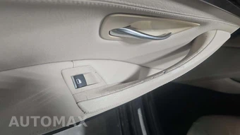 2012 BMW 5 Series Sedan 535i xDrive – miniatura 24