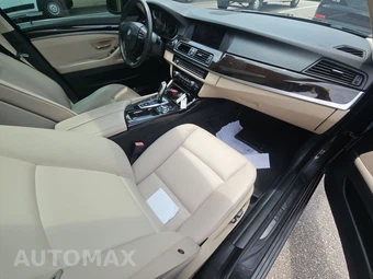 2012 BMW 5 Series Sedan 535i xDrive – miniatura 8