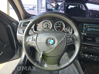 2012 BMW 5 Series Sedan 535i xDrive - miniatura 10