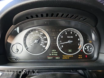 2012 BMW 5 Series Sedan 535i xDrive - miniatura 12