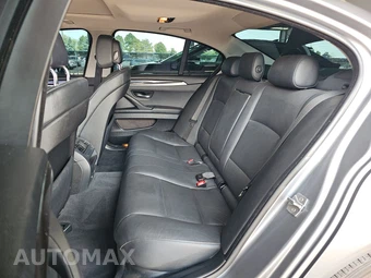 2012 BMW 5 Series Sedan 535i xDrive - miniatura 13