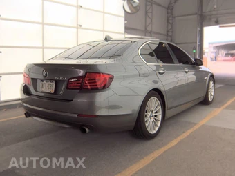 2012 BMW 5 Series Sedan 535i xDrive - miniatura 4