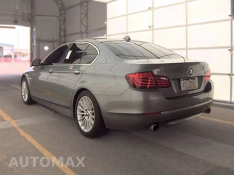 2012 BMW 5 Series Sedan 535i xDrive - miniatura 6