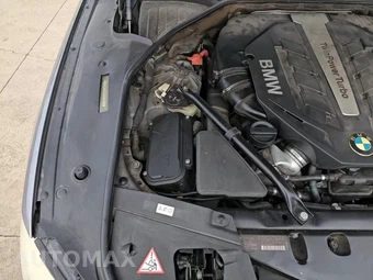 2012 BMW 7 Series Sedan 750i - miniatura 29