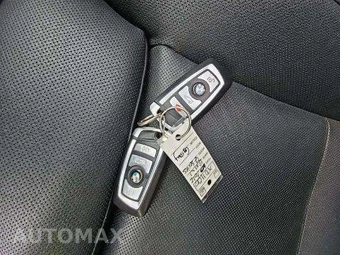 2012 BMW 7 Series Sedan 750i - miniatura 9