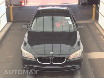 2012 BMW 7 Series Sedan 750i - miniatura 2