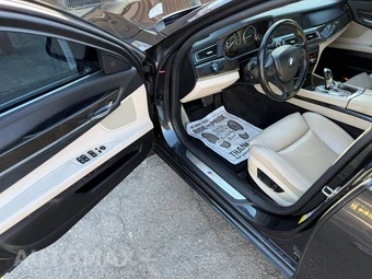 2012 BMW 7 Series Sedan 750Li - miniatura 10