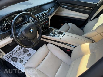 2012 BMW 7 Series Sedan 750Li - miniatura 11