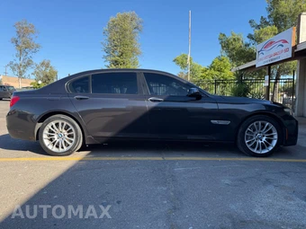 2012 BMW 7 Series Sedan 750Li - miniatura 7