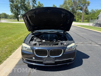 2012 BMW 7 Series Sedan 750Li - miniatura 9