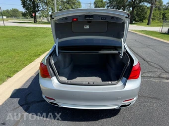 2012 BMW 7 Series Sedan 750Li - miniatura 10