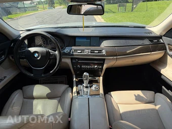 2012 BMW 7 Series Sedan 750Li - miniatura 15
