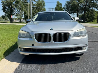 2012 BMW 7 Series Sedan 750Li - miniatura 2