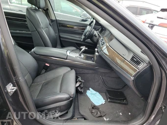 2012 BMW 7 Series Sedan 750Li xDrive - miniatura 8