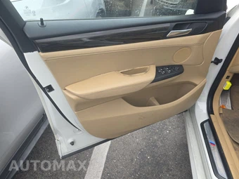 2012 BMW X3 Sports Activity Vehicle xDrive28i – miniatura 9