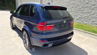 2012 BMW X5 Sports Activity Vehicle xDrive35i - miniatura 3