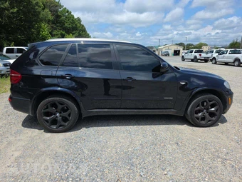 2012 BMW X5 Sports Activity Vehicle xDrive35i – miniatura 4
