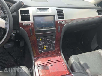 2012 Cadillac Escalade Luxury 1SB – miniatura 10