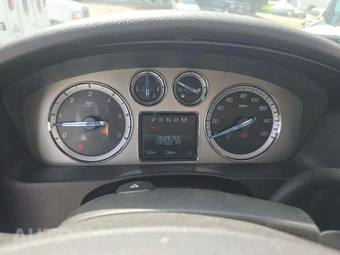 2012 Cadillac Escalade Luxury 1SB – miniatura 9