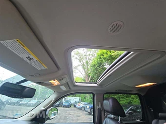 2012 Chevrolet Avalanche LT Crew Cab Short Bed 1LT – miniatura 11