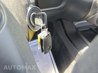 2012 Chevrolet Camaro LS Coupe 1LS – miniatura 8
