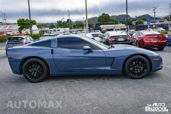 2012 Chevrolet Corvette Coupe 2LT - miniatura 4