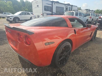 2012 Chevrolet Corvette Coupe 2LT – miniatura 4