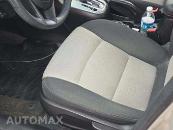 2012 Chevrolet Cruze LS 2LS – miniatura 25