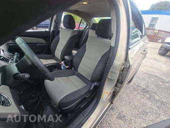 2012 Chevrolet Cruze LS 2LS – miniatura 6