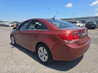 2012 Chevrolet Cruze LS 2LS – miniatura 2