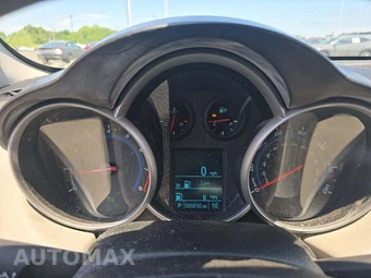 2012 Chevrolet Cruze LS 2LS – miniatura 9