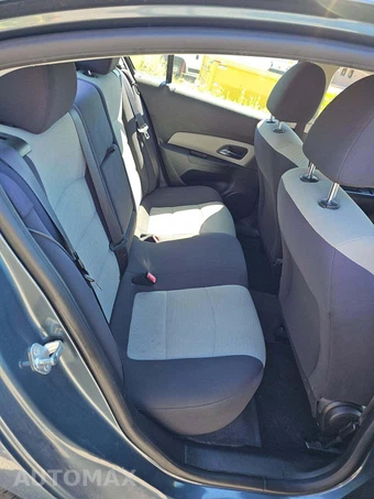 2012 Chevrolet Cruze LS 2LS – miniatura 15