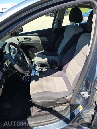 2012 Chevrolet Cruze LS 2LS – miniatura 6